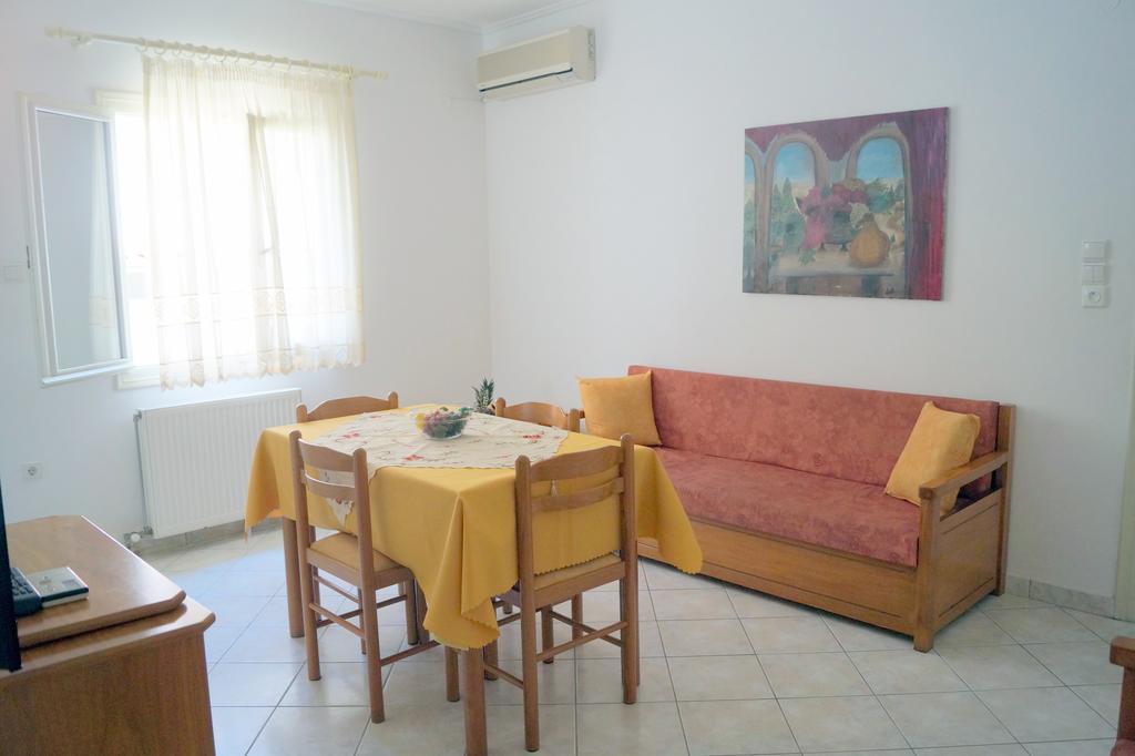 Maria & Kyros House Apartment ปาร์กา ห้อง รูปภาพ